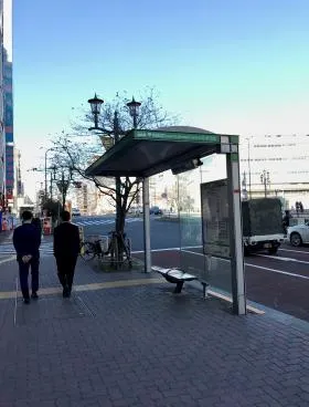 巣一会館ビルの外観