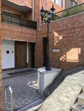バルミー赤坂の外観
