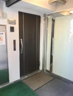 バルミー赤坂の外観
