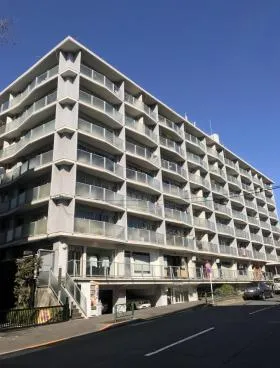 パレス青山の外観