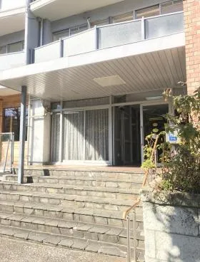 パレス青山の外観