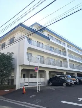 南青山スカイハイツの外観