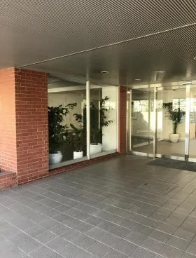 南青山スカイハイツの外観
