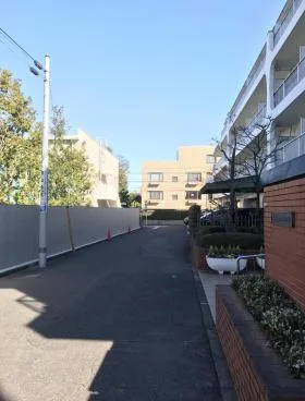 南青山スカイハイツの外観