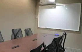 フロイントゥ三田ビルの外観