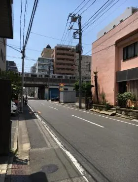 東特塗料ビルの外観
