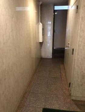 日進ビルの外観