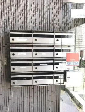 本郷二村ビルの外観