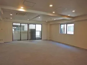 オアシス代官山ビルの外観
