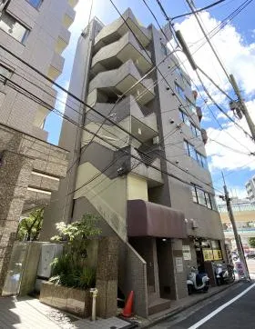 ヒカリビルの外観