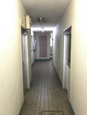 米広第2ビルの外観