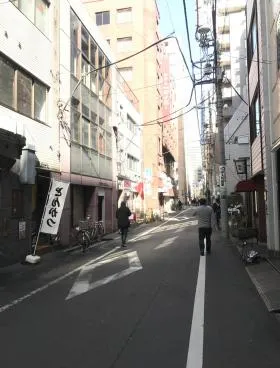 盛重ビルの外観