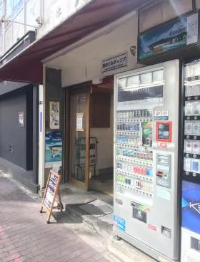 鈴木ビルの外観
