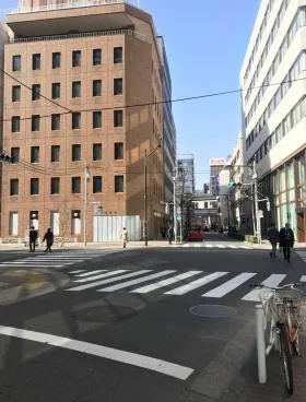 鈴木ビルの外観