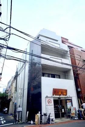 ユニデン渋谷ビルの外観