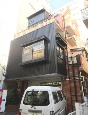 飯塚共同ビルの外観