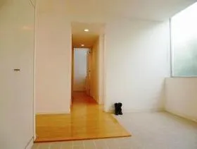 DUO表参道ビルの外観