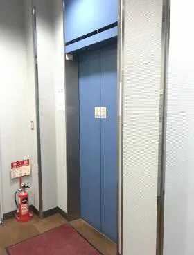 ヒキタカ芝公園ビルの外観