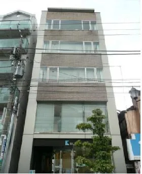 Kビルの外観