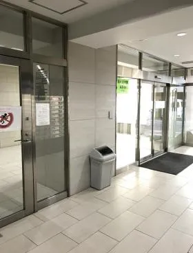 ドミール池袋ビルの外観