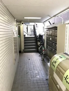 池袋見真ビルの外観