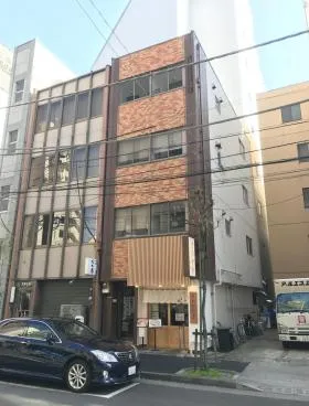 永島ビルの外観