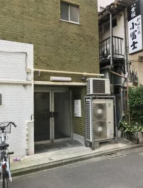 鎌田ビルの外観