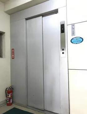 YDC中野ビルの外観