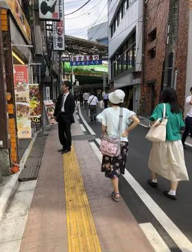 花川第2ビルの外観