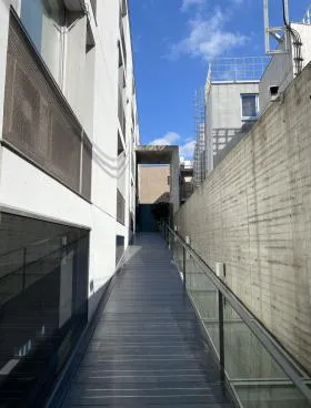 代官山イルテンポビルの外観