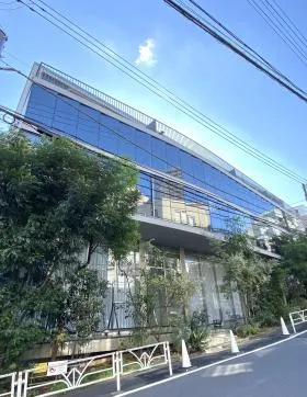 代官山イルテンポビルの外観
