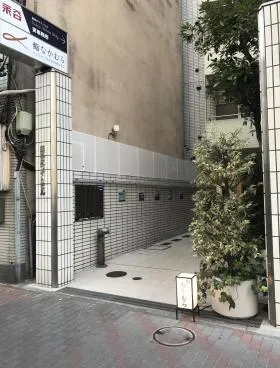 築地ホワイトビルの外観