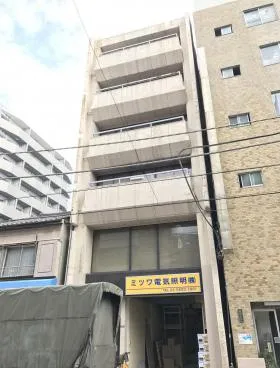 サンエイビルの外観