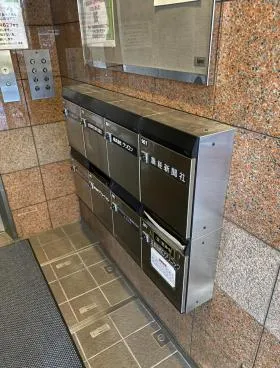 市原ビルの外観