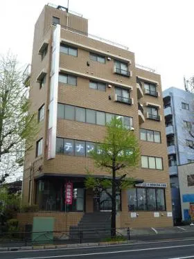 リバーサイドビルの外観