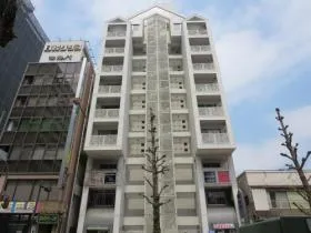 パールツリー新町ビルの外観