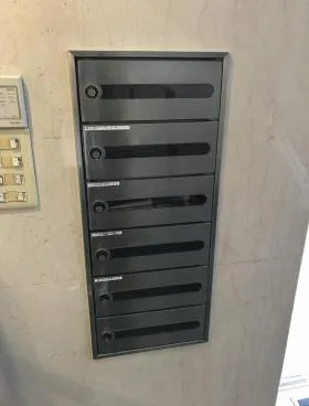 マヤ信濃町三番館の外観