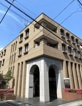 マヤ信濃町三番館の外観