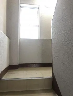 中尾ビルの外観