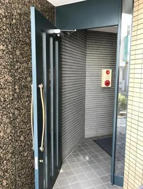 長谷戸ビルの外観