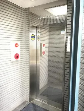 長谷戸ビルの外観