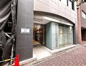 岩本町ツインの外観