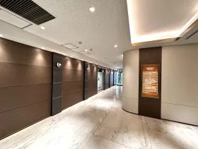 岩本町ツインの外観