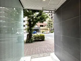 岩本町ツインの外観