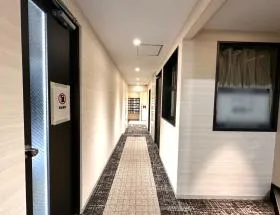 岩本町ツインの外観