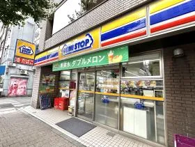 ミニストップ
