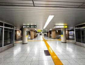 都営新宿線「岩本町駅」