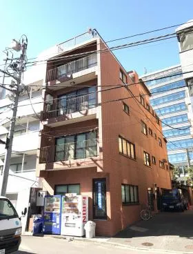 飯田橋磐梯ビルの外観