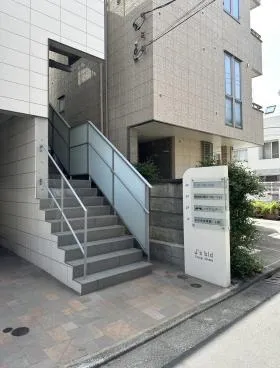 J,sビル代々木上原の外観