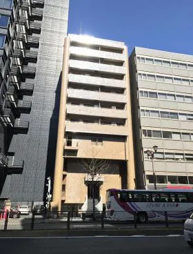 クレール麹町の外観